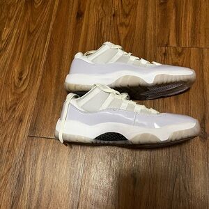 Jordan 11 “Pure Violet”